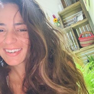 Meet your Posher, Sara